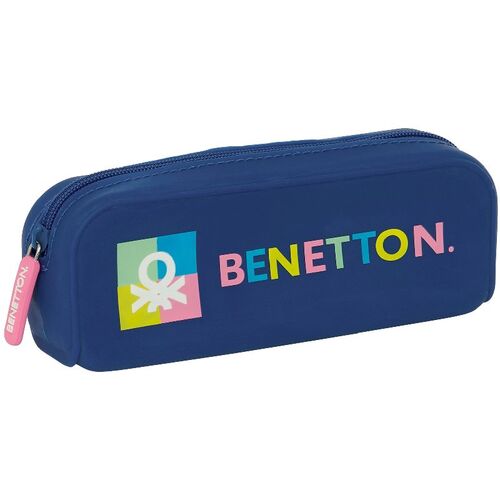 Estuche portatodo cuadrado silicona  de Benetton 'Cool'